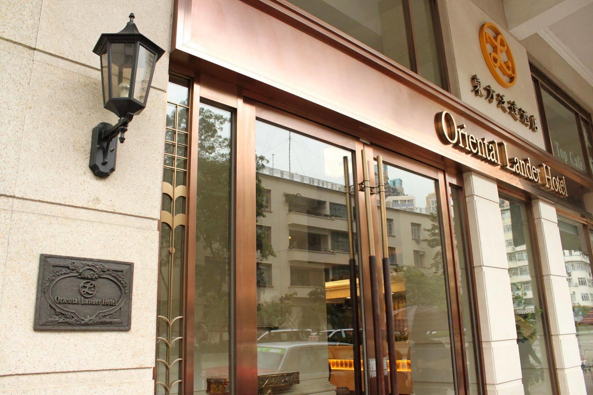 Oriental Lander Hotel Kaulung Kültér fotó